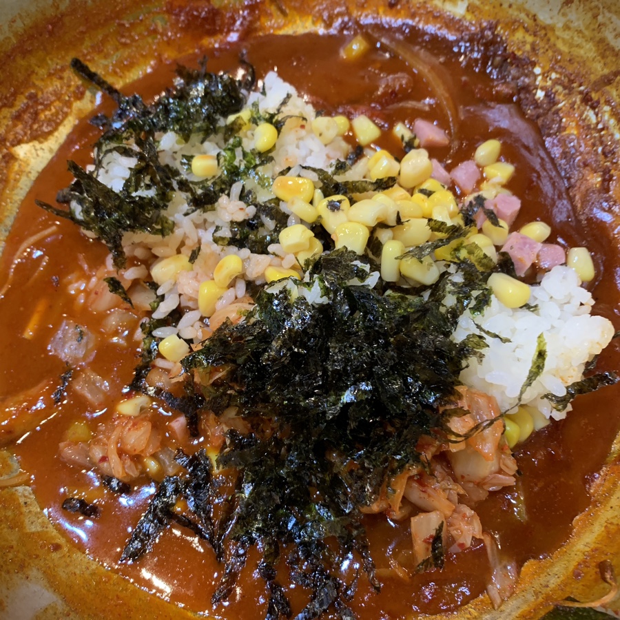 dookki tteokbokki buffet in seoul fried rice made with leftover sauce