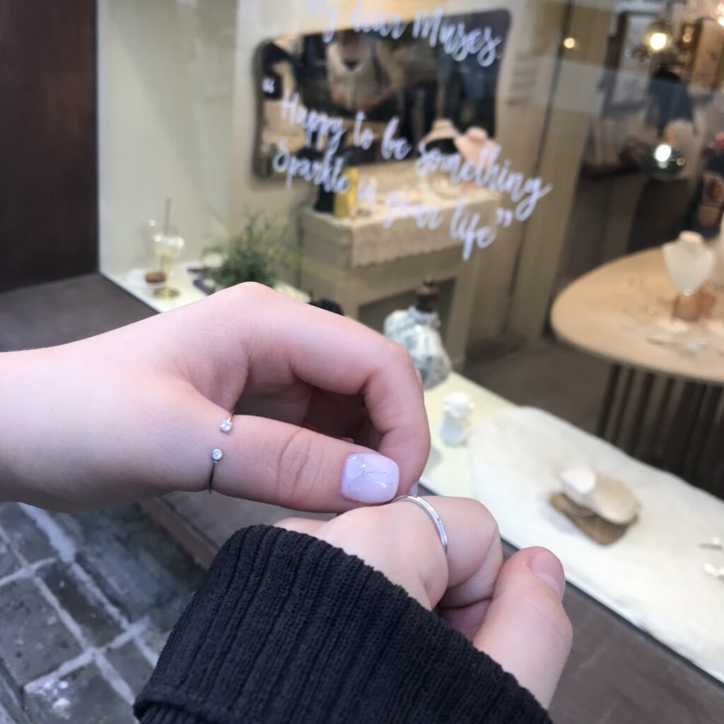 Simple and elegant jewelry at BSWAN β shopping memories from my Hannam-dong Day Out.