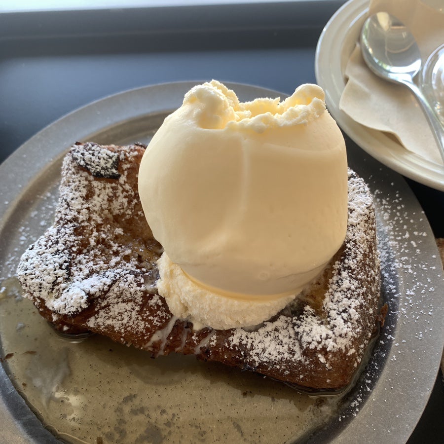 French toast topped with vanilla ice cream at Seokchon Station Cafe Meek