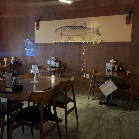 Romantic interior seating at Sodamhee Jamsil Izakaya