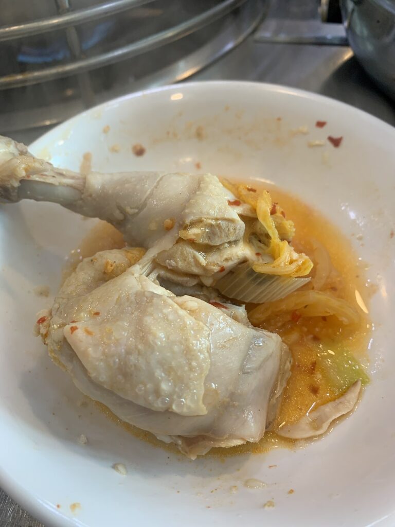 Tender Dongdaemun Dakhanmari chicken drumstick in a bowl