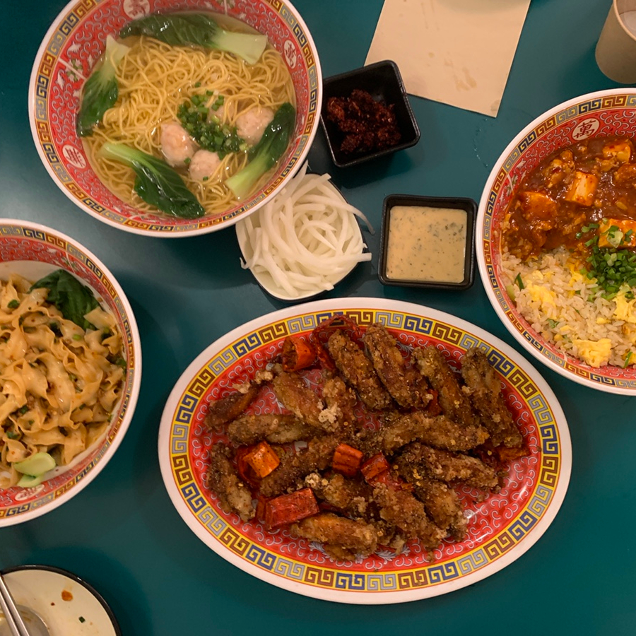 Fusion Chinese food dishes at Pangz near Seokchon Station in Songridan-gil