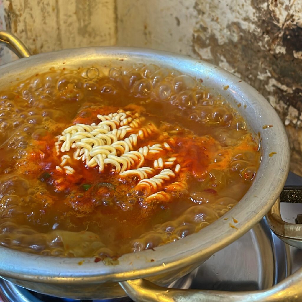 Kimchi ramen served at Apgujeong Sinsa Sogopchang