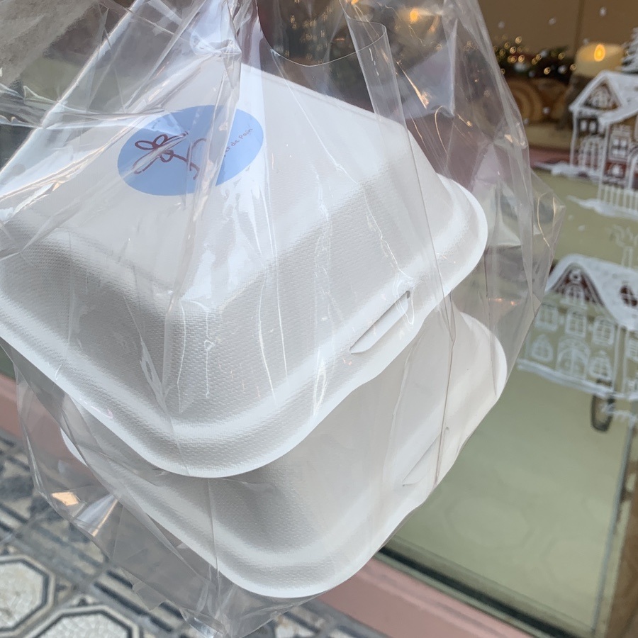 Takeout boxes from Bouquet de Pain salt bread bakery in Apgujeong