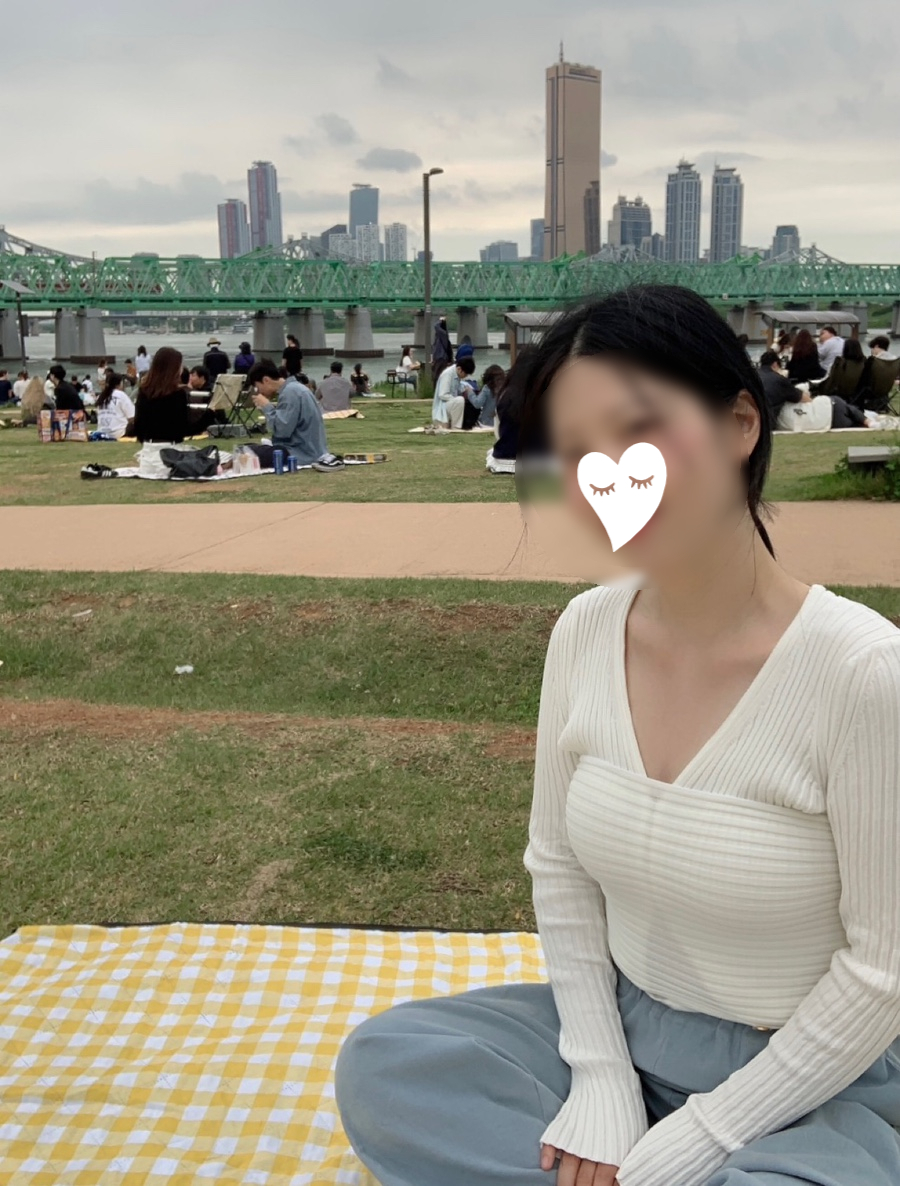 RECTO Two-Way Ribbed Cardigan Review — Korean Designer Knitwear in White