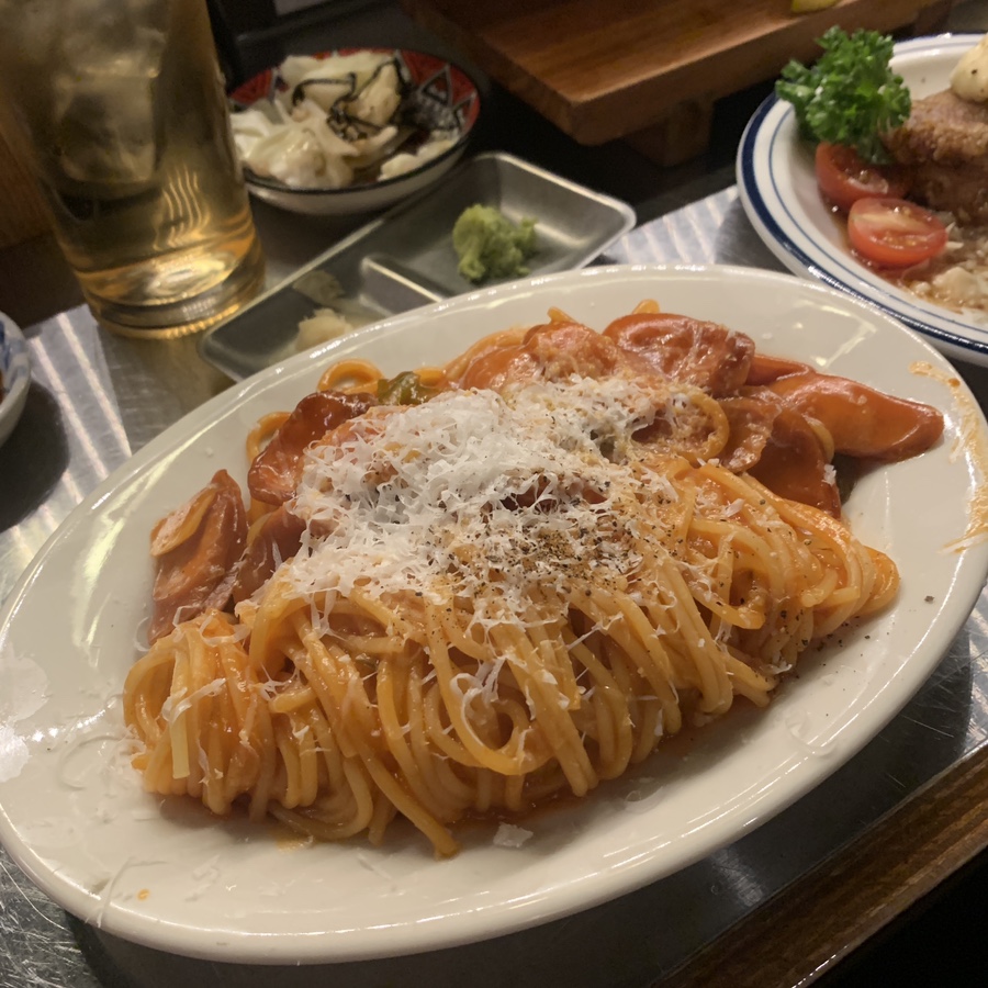 Napolitan spaghetti with sausage at an affordable sushi izakaya in Jamsil