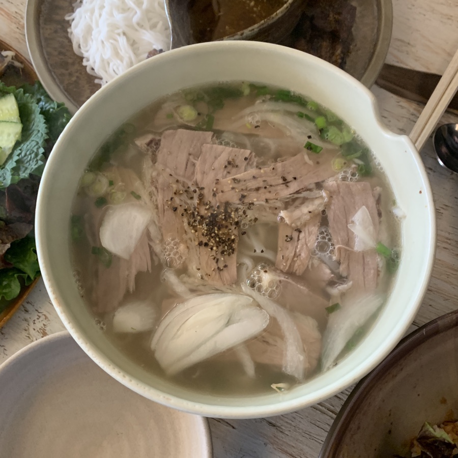 Beef pho served in a clay pot at Pho U Seongsu Vietnamese Restaurant