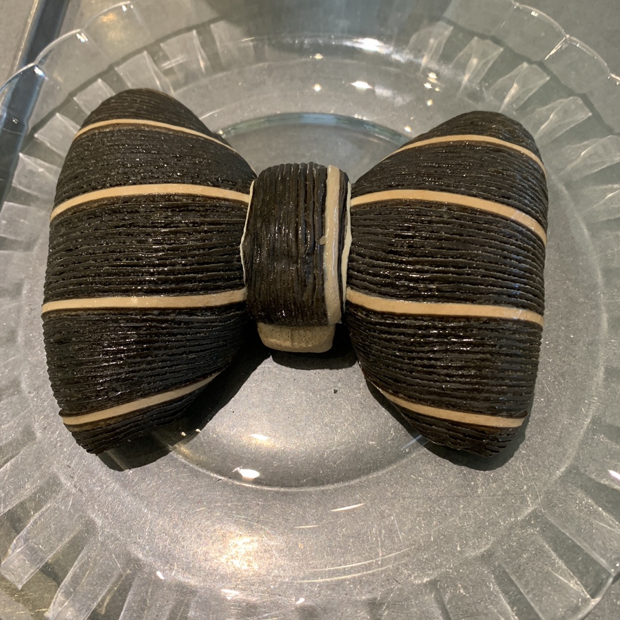 Cookies and cream ribbon croissant at Panier de M.mooni Apgujeong