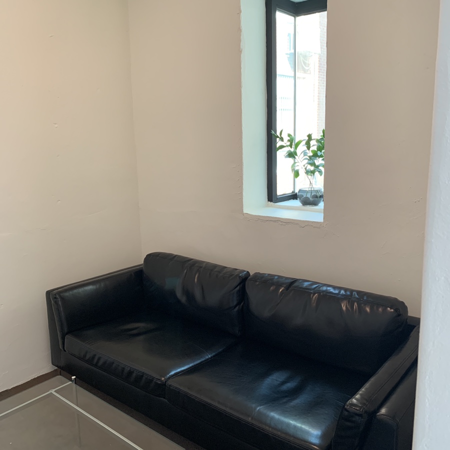 cafe near COEX Answer Seoul interior black leather sofa