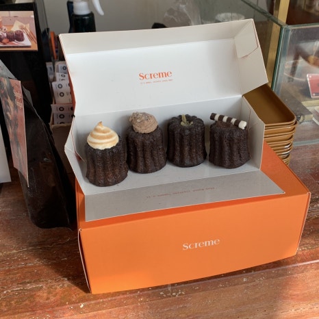 Sinnonhyeon Station canelé cafe Screme assorted canelé box set for gifts
