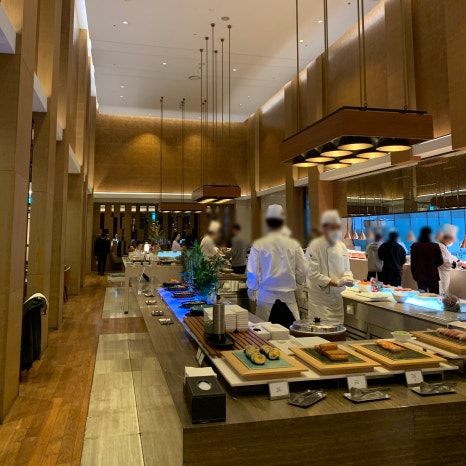 Grand InterContinental Seoul Parnas Grand Kitchen Buffet open dining area with chefs