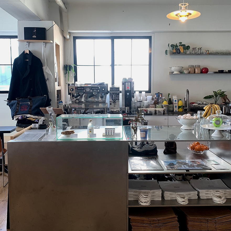 Dosan Park Waste Store Cafe open kitchen and counter in Apgujeong