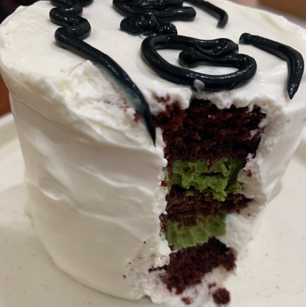 Matcha and chocolate layer cake interior at Tongue Cafe Lotte World Mall