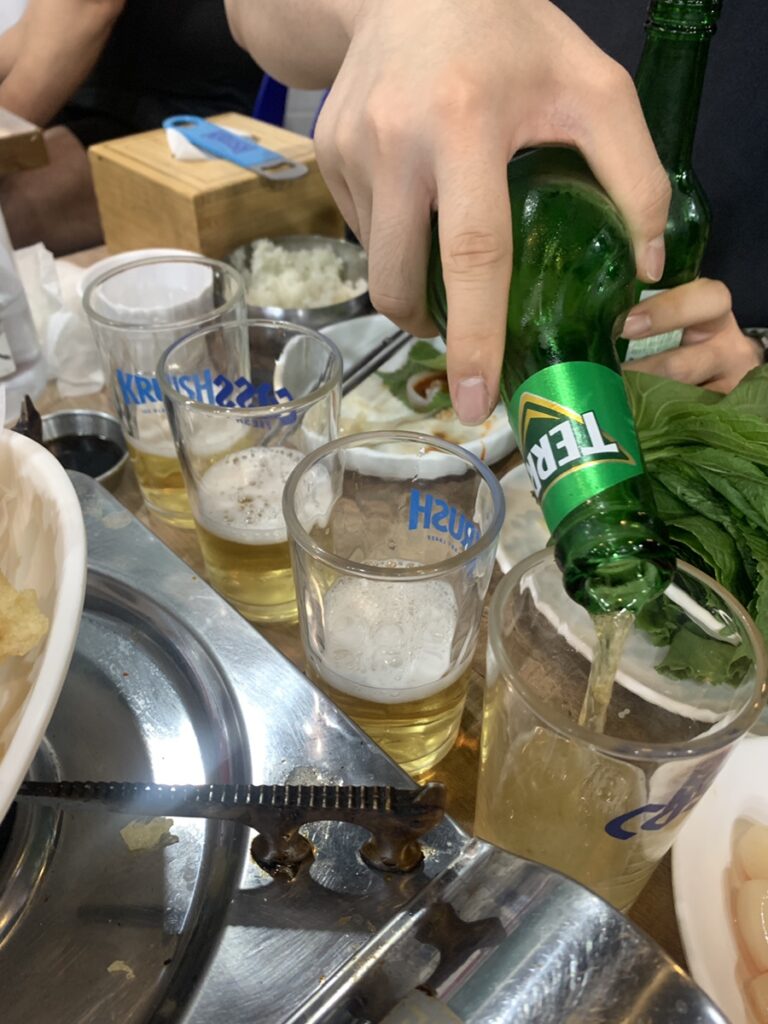 cheonho station seafood restaurant soju drinking korean seafood bar