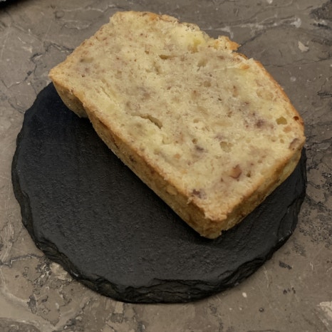 banana pound cake dessert at sayless cafe seoul