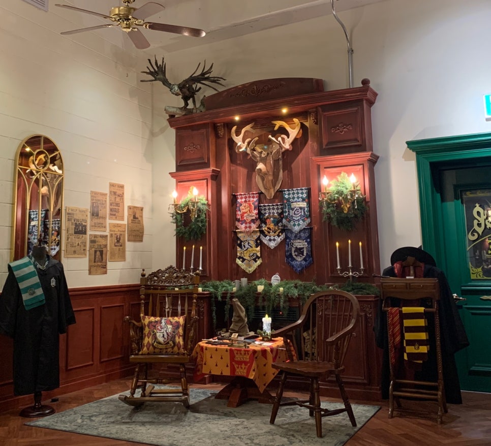 Manhole Coffee Dangsan Harry Potter themed interior seating area