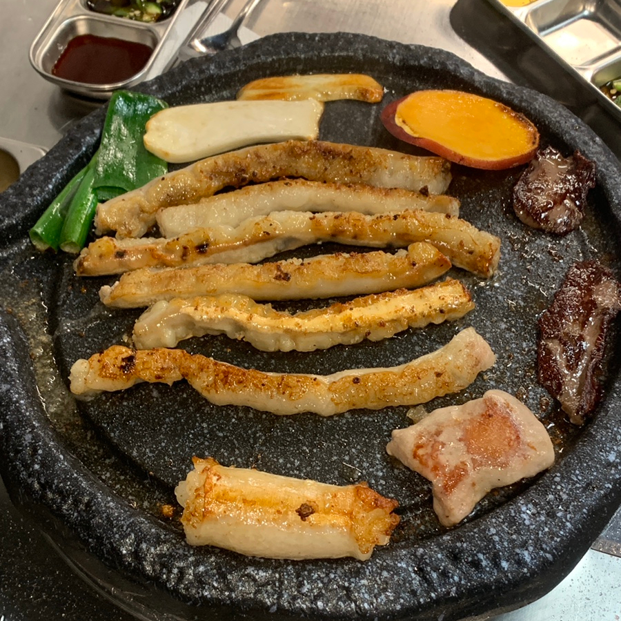 Konkuk University gopchang all you can eat grilled intestines