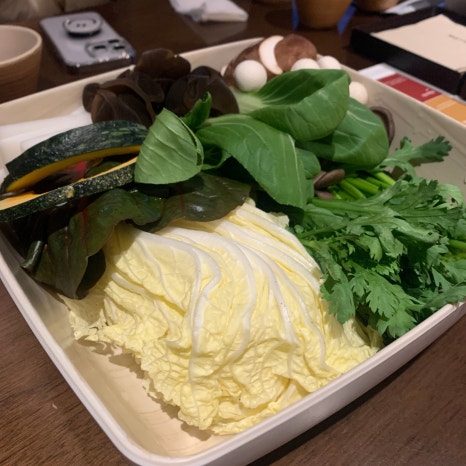 fresh vegetable platter for shabu shabu restaurant Seoul