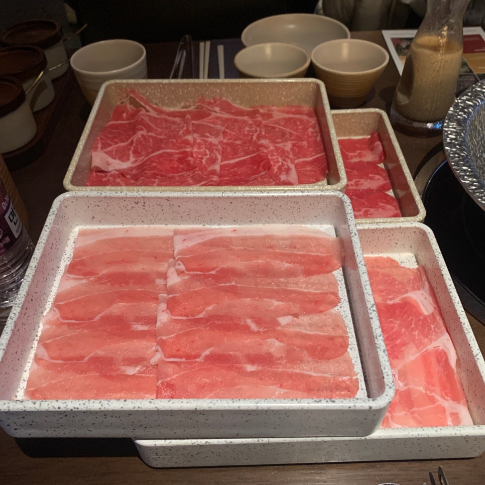 Modern Shabu House Jamsil unlimited shabu shabu meat platter Seoul