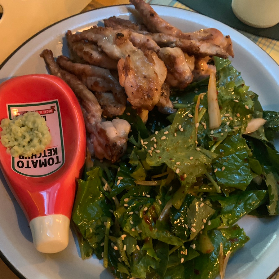 Big Foot Highball Bar Songridan-gil grilled chicken neck dish