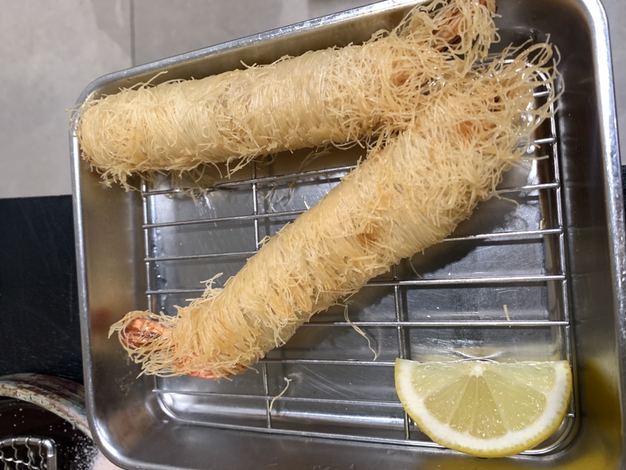 kadaif shrimp tempura crispy texture Japanese style fried shrimp