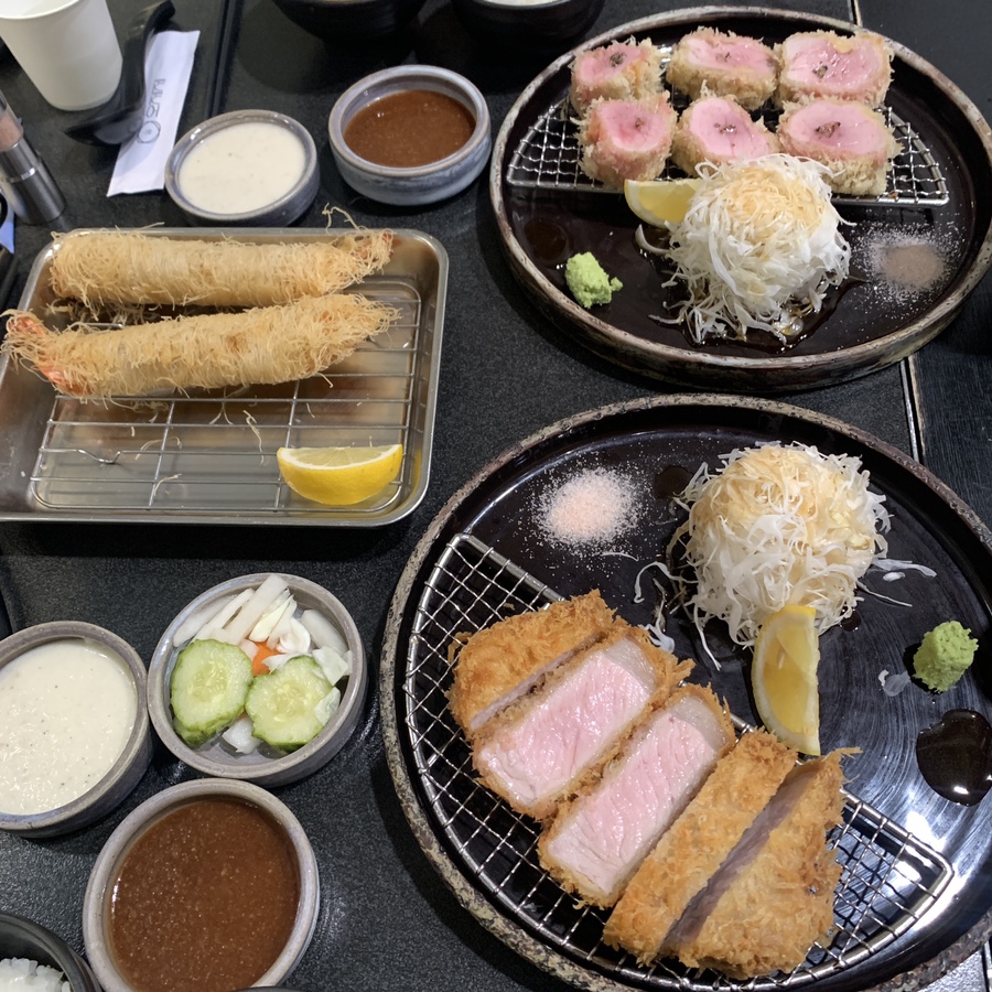 Ojeje Yongsan tonkatsu full set tenderloin loin shrimp tempura meal