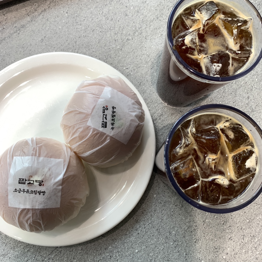 Korean red bean bread cafe Seoul red bean bread with iced coffee set