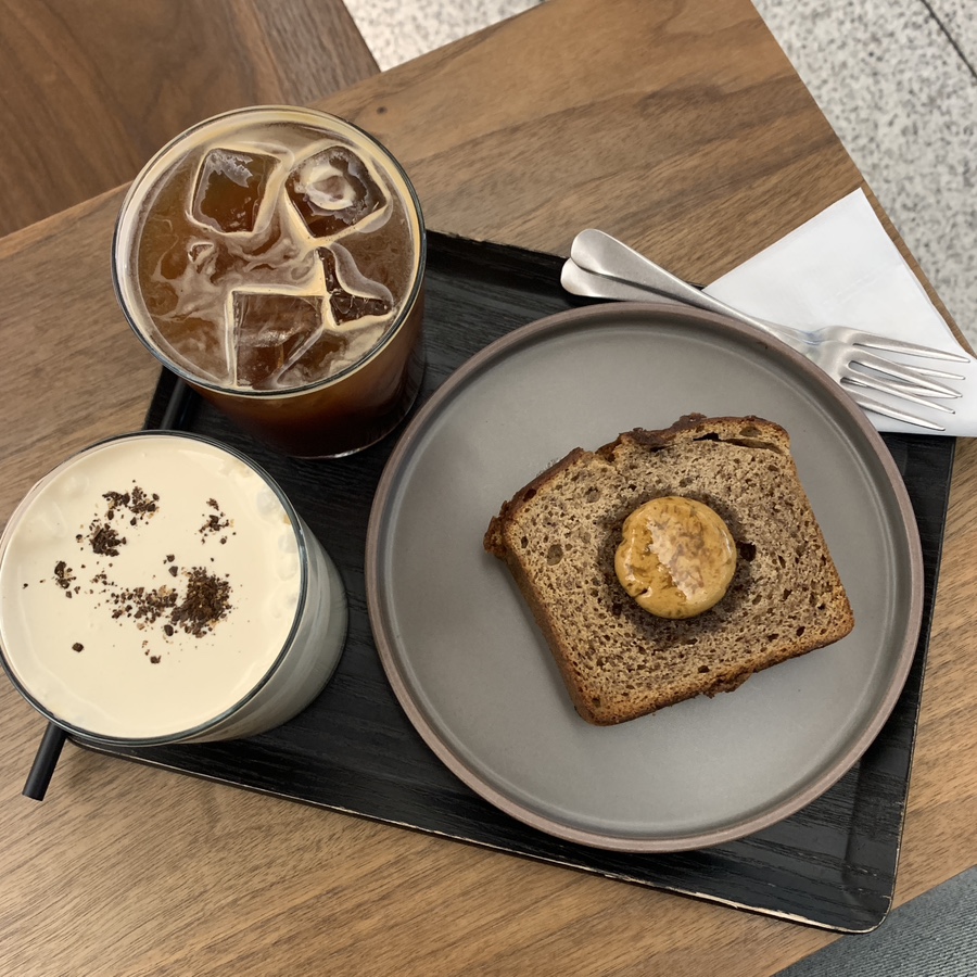americano bourbon caramel banana bread dessert set Soosoo Coffee Yeoksam