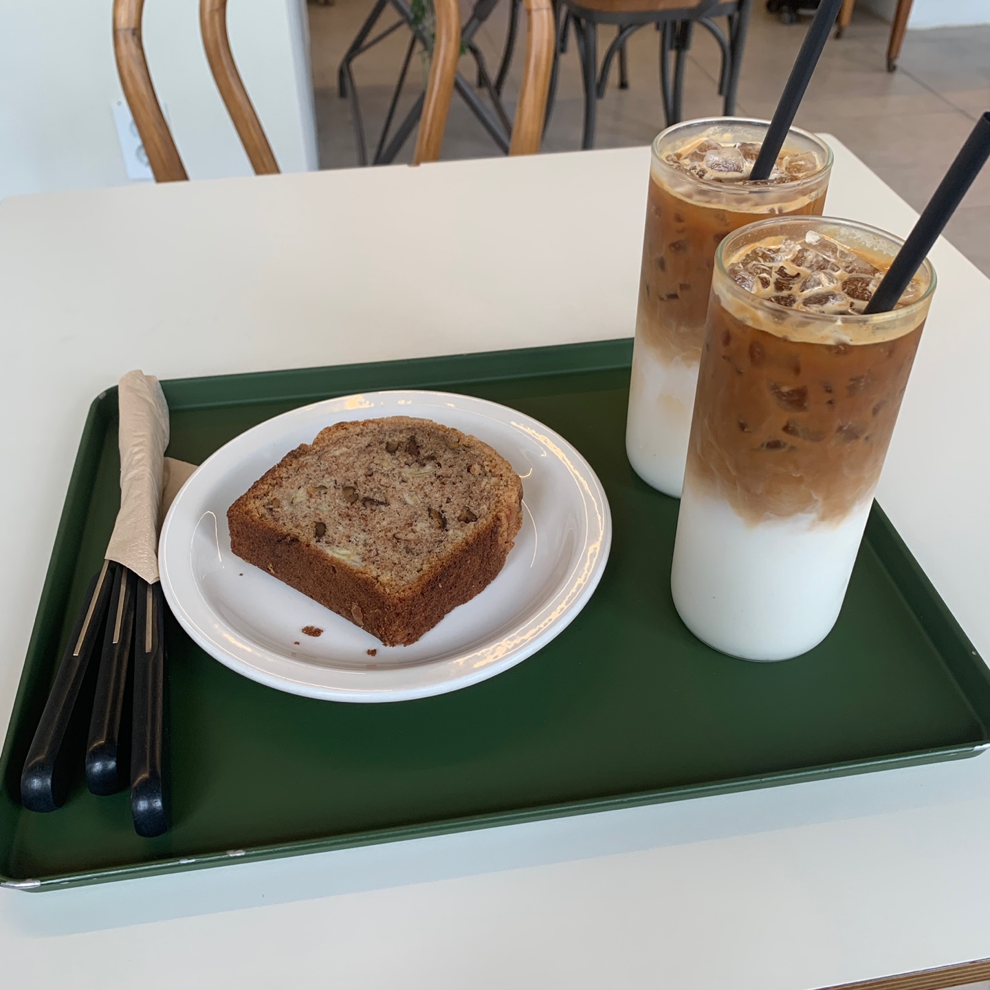 Ulsan University Cafe Jutaek Coffee Review: Cozy Dessert Spot with Great Coffee