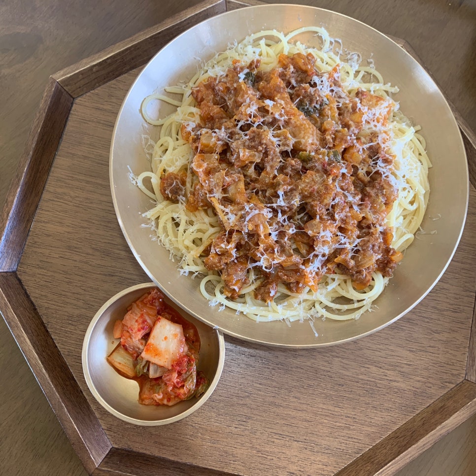 eonyang bulgogi restaurant ulsan sososup bulgogi kimchi pasta