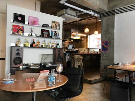 modern pasta restaurant interior bar seating ulsan samsan