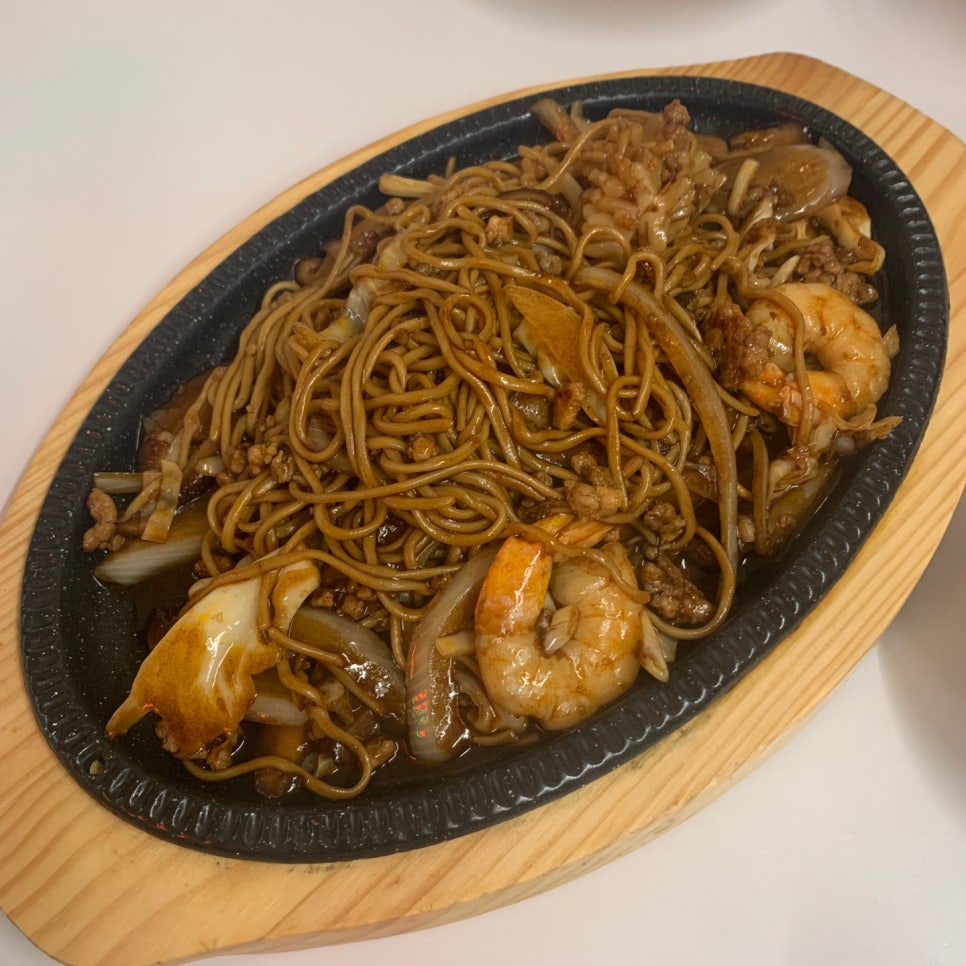 ulsan chinese restaurant duckle yaki jjajang spicy black bean noodles