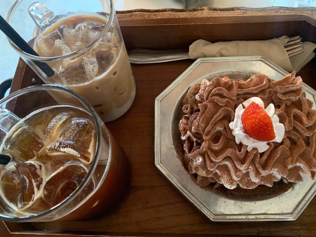 Seochon Hanok Cafe Spectre coffee dessert set iced americano latte