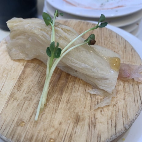 aged kimchi wrapped sushi at yongi sushi gwangalli