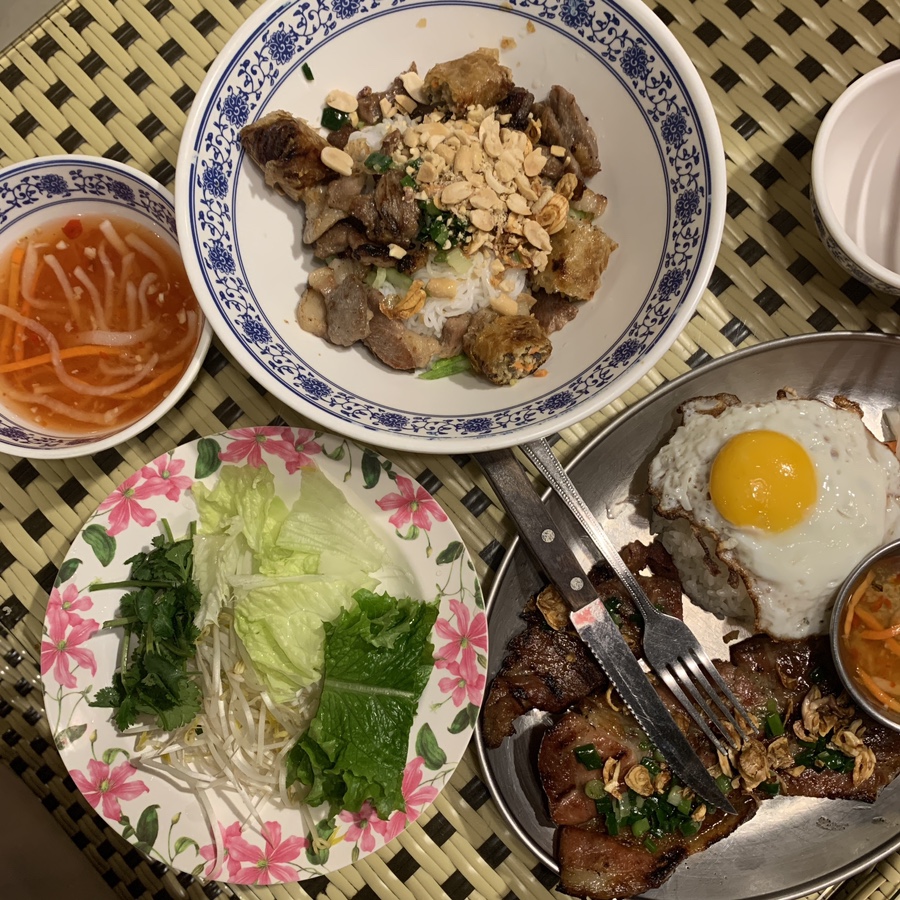 Vietnamese dishes served at Garosugil Vietnamese Restaurant Quan An Dao
