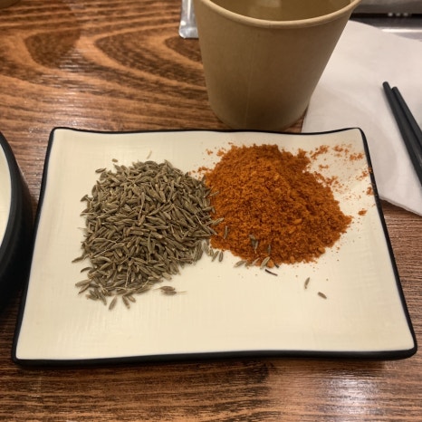 Cumin and spicy seasoning for lamb skewers in Seoul
