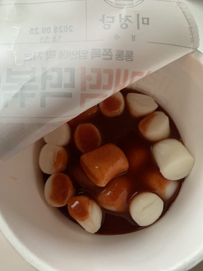Easy microwave tteokbokki from CU convenience store