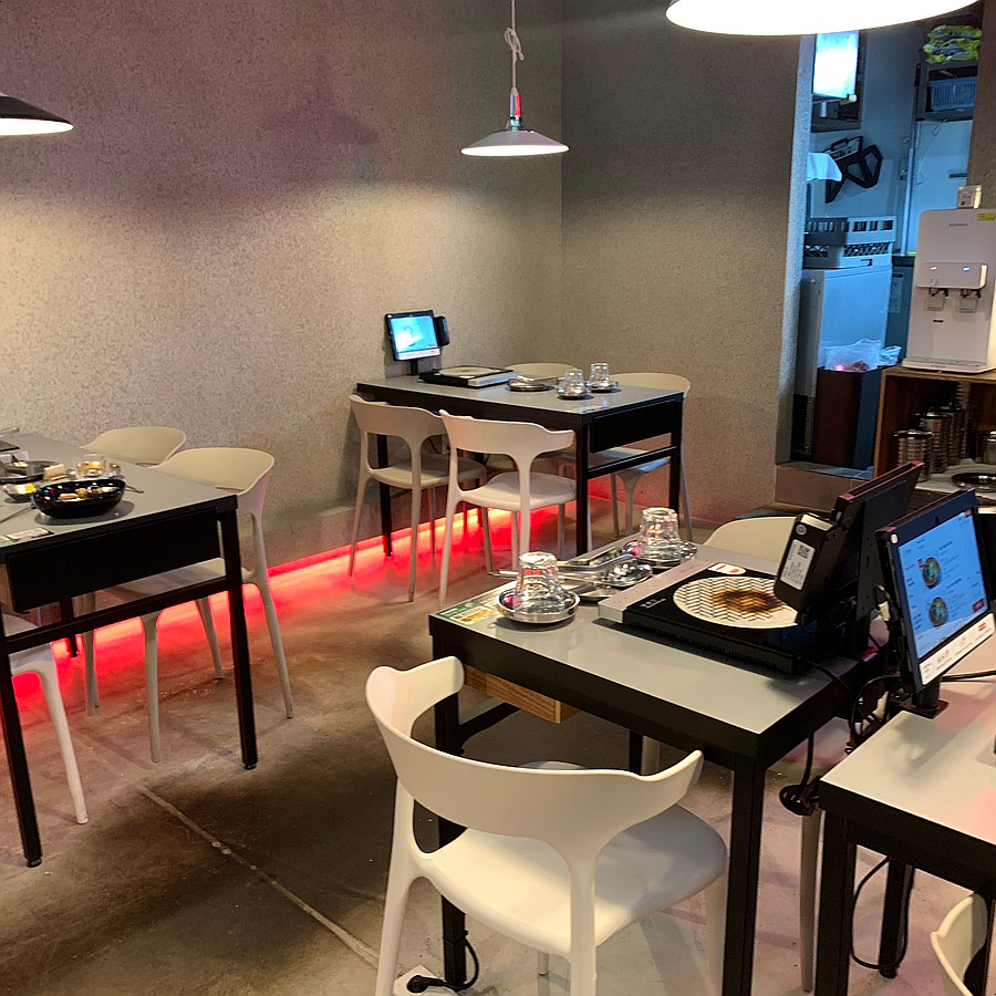 Miltteok Factory Garosugil Tteokbokki restaurant interior