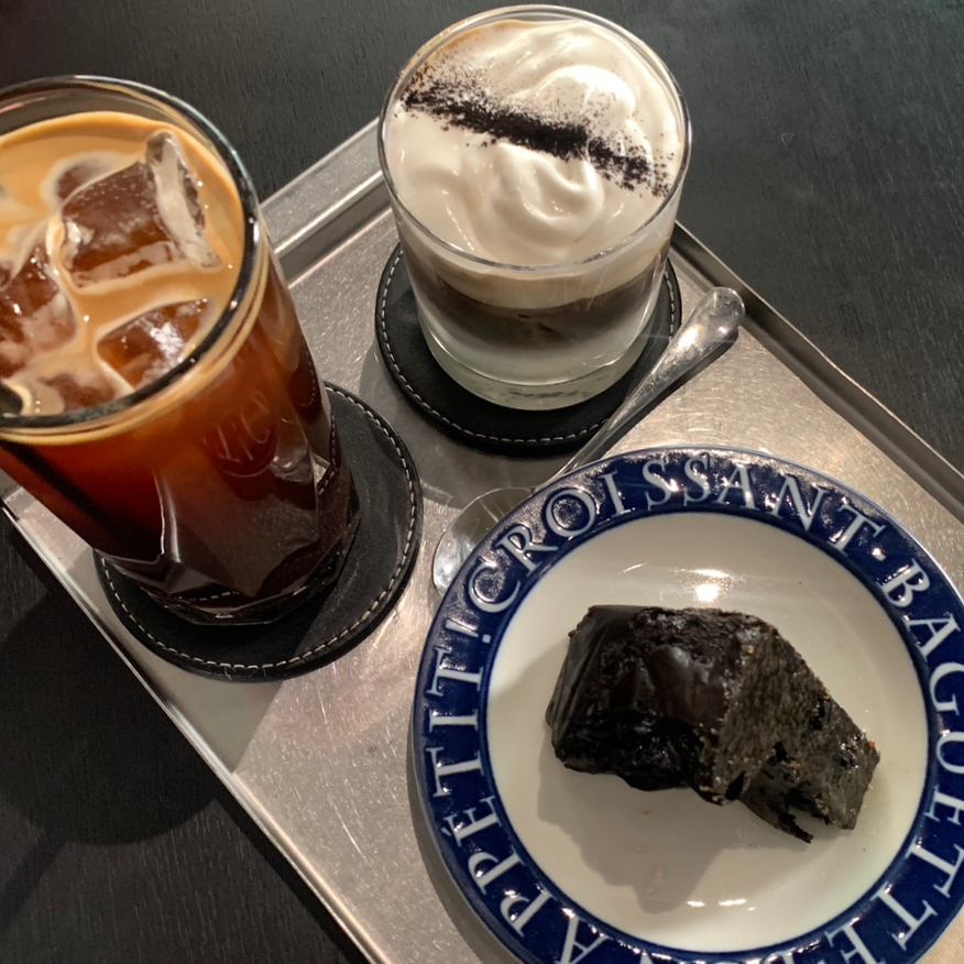 Day None Seokchon Lake Cafe dessert and coffee