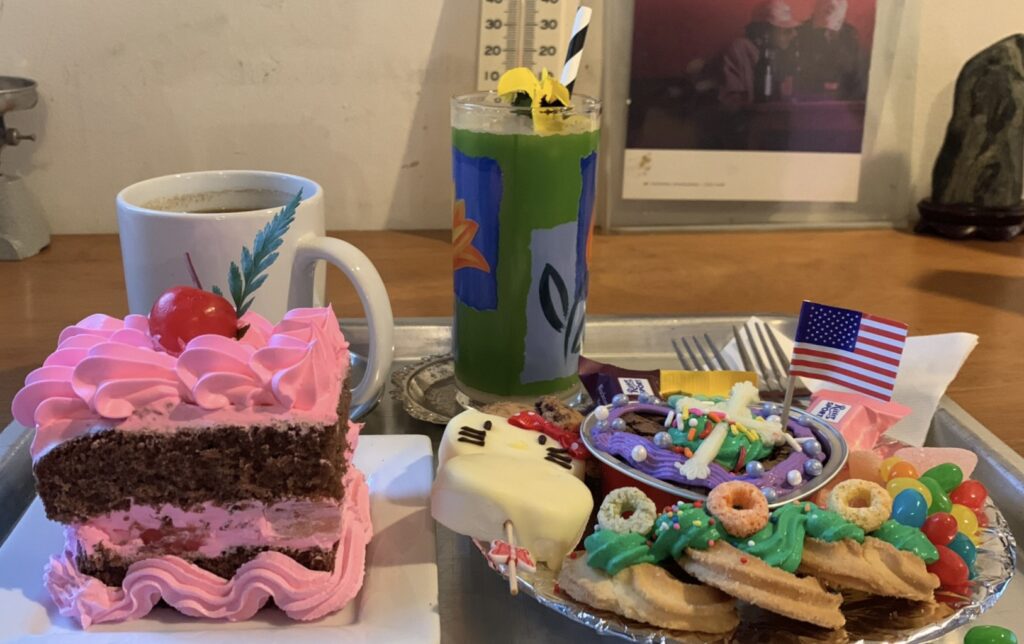 Youngwon Archive Daegu cake and Youngwon Plate