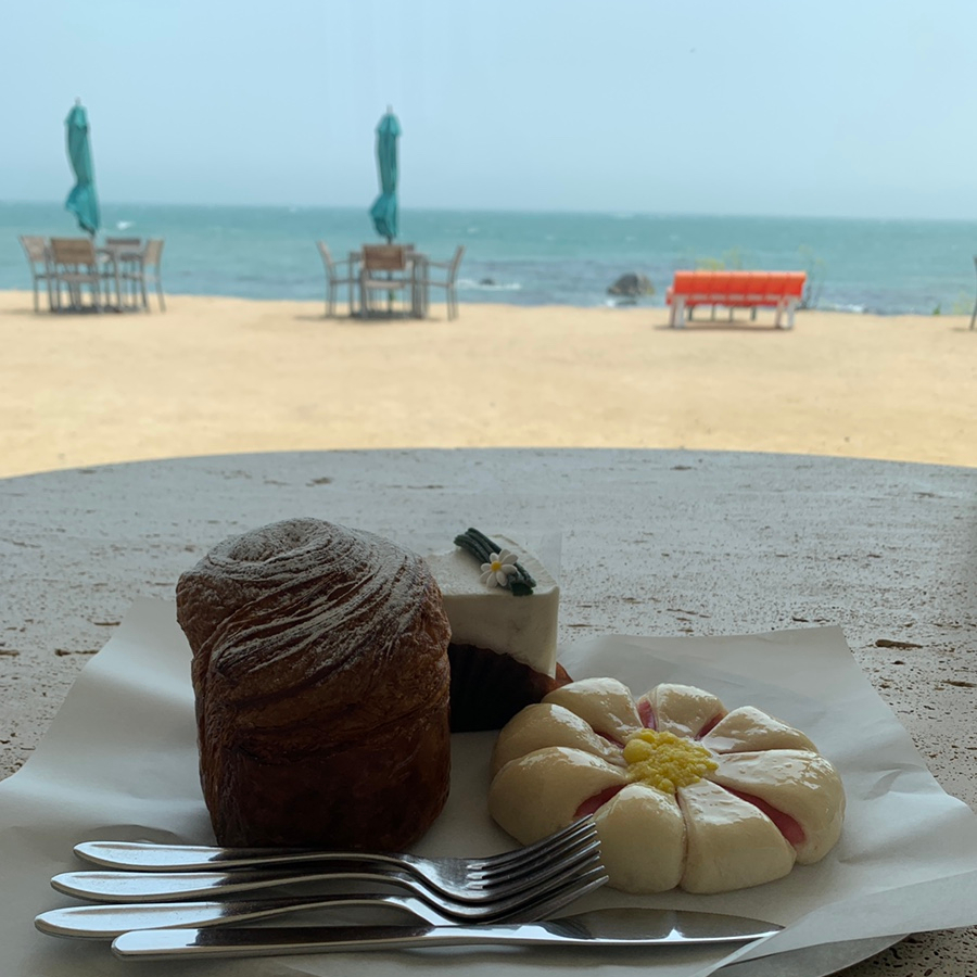 ocean view desserts at a beachfront cafe