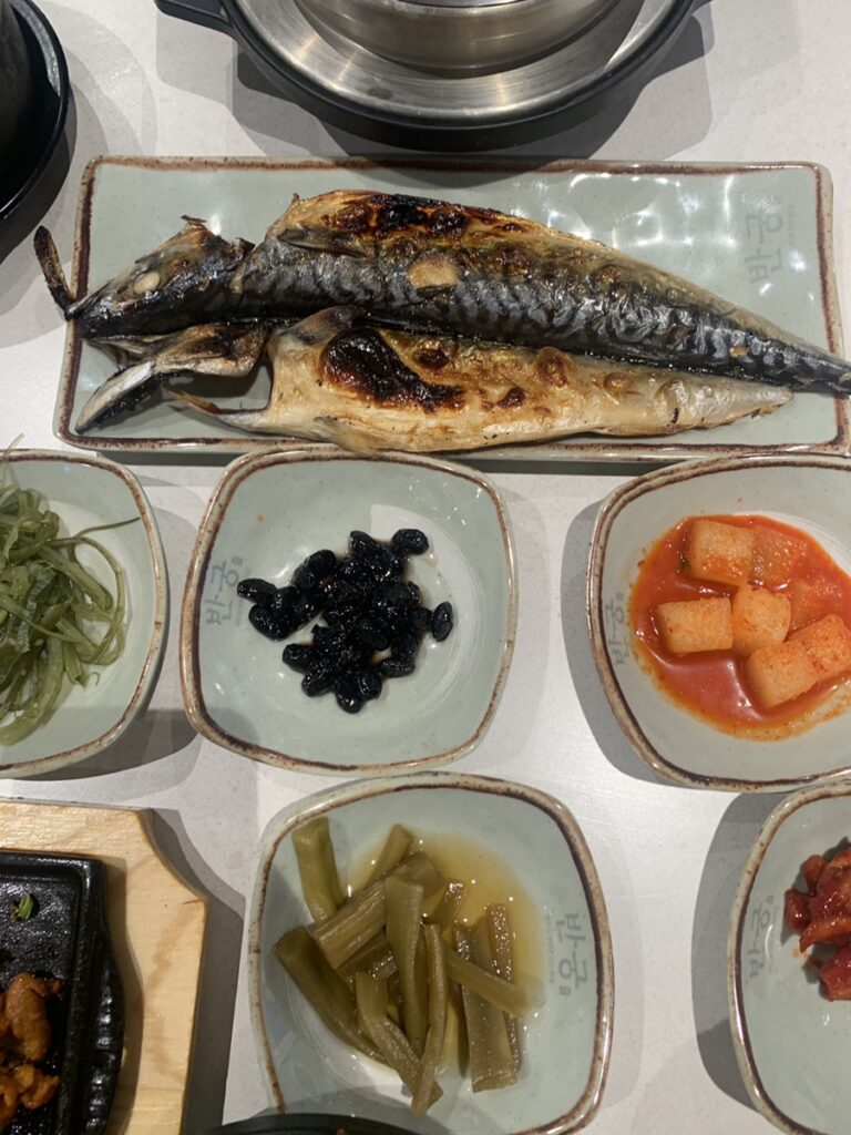Korean Pot Rice Set Meal in Seoul grilled mackerel set at Bangung NC Songpa