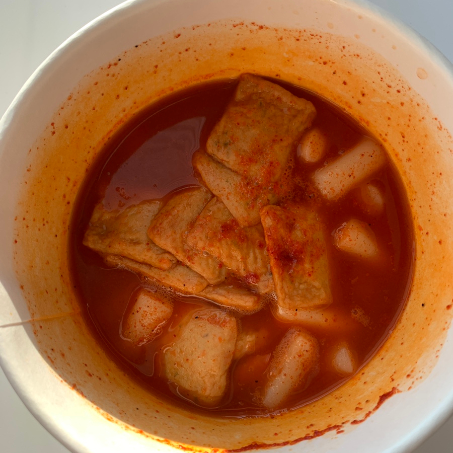 Maepkal Fish Cake Tteokbokki with rice cakes and fish cakes in spicy broth