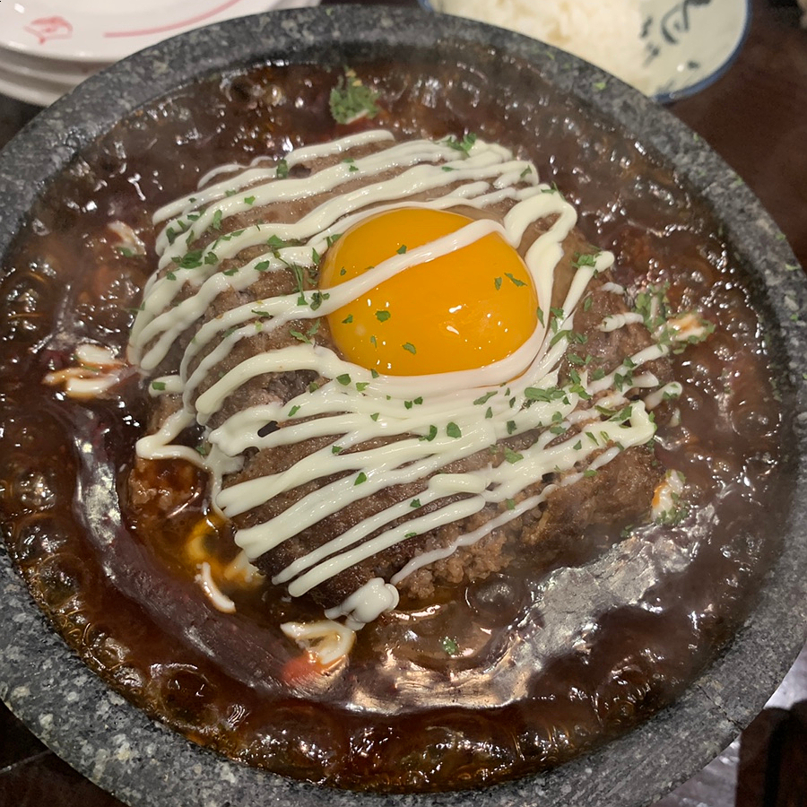 Beef hamburg steak on hot stone plate at Sushi Mizukiwa Ulsan