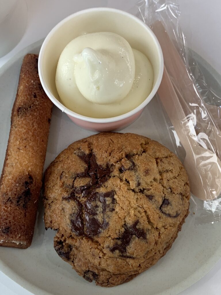 Chocolate chip cookie, financier and soft serve at The Woosan Gijang Cafe